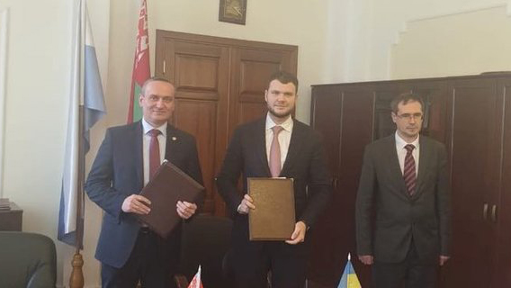 Украина и Беларусь договорились об отмене разрешений на перевозки