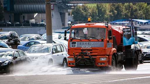 Движение грузовых транспортных средств временно ограничат из-за сильной жары в Уфе