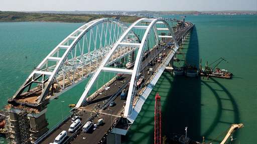К концу июля число проезжающих машин по Крымскому мосту увеличилось до 800 тыс