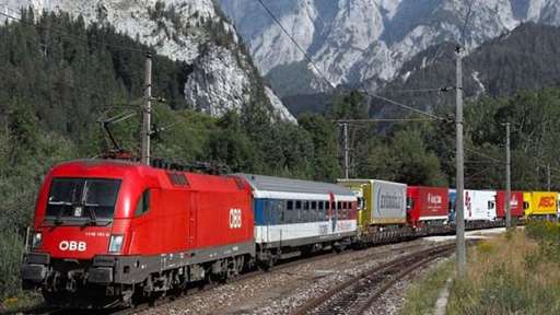В Австрии хотят снизить стоимость железнодорожных услуг