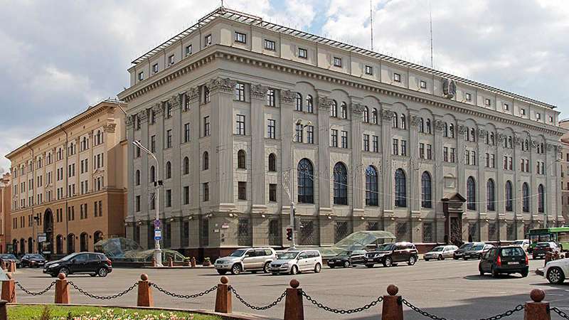Национальный банк опубликовал разъяснения о регистрации валютных договоров и проведении валютных операций