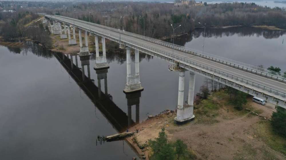 В России на трассах А-181 и Р-23 вводятся временные ограничения для большегрузов на мостах