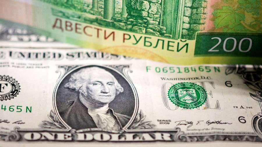 Минфин России обязал экспортеров продавать 80% валютной выручки