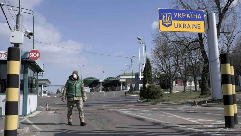МИД Беларуси: в Украине остаются трое дальнобойщиков из Беларуси, они в безопасности