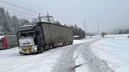 Норвегия: нарушения зимних требований иностранными перевозчиками усугубили транспортную ситуацию