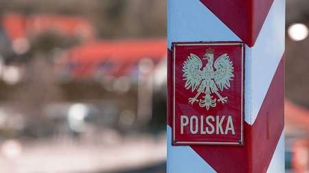 Польша приостанавливает работу на погранпереходе в «Бобровниках»