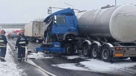 В Брестской области столкнулись два грузовика DAF