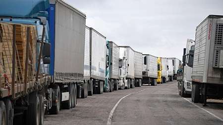 Более 600 грузовиков не могут попасть из Китая в Россию через погранпереход «Маньчжурия – Забайкальск»