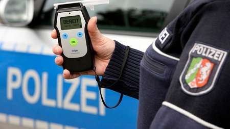 Немецкие полицейские задержали белорусского дальнобойщика в состоянии алкогольного и наркотического опьянения