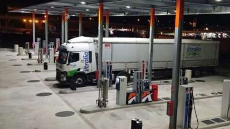 В обновлённом списке мест для заправки грузовиков из Евросоюза – восемь белорусских АЗС