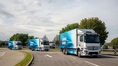 Mercedes-Benz Trucks отправил в тур по Европе три электрогрузовика