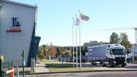 Литовские перевозчики переживают, что рост минимальной зарплаты увеличит цены на их услуги  