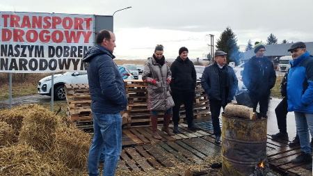 Возобновлена блокировка пункта пропуска на украинско-польской границе. В очереди – около 800 грузовиков.