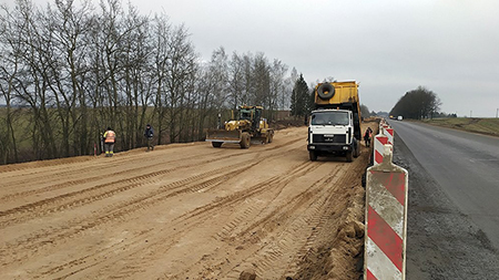 В 2 раза увеличатся расходы на содержание и ремонт дорог в Беларуси. За счет платы за оформление разрешений для иностранных перевозчиков.