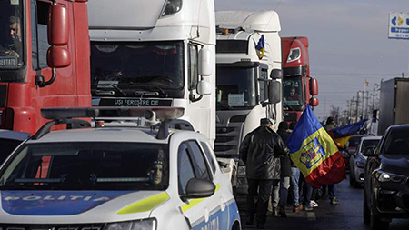Румынские фермеры разблокируют границу с Украиной. Правительство пошло на уступки.