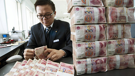 Китай тормозит расчеты из-за санкций. Проблемы с юанем сокращают грузопотоки