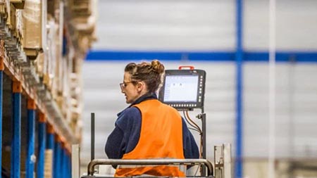 В США дроны начали использоваться для помощи работникам складов Ikea в учете запасов