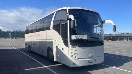 За контрабанду наличных и сигарет литовской таможней был задержан рейсовый автобус МАЗ