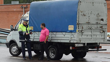Правительство планирует сократить число трудовых мигрантов в грузоперевозках, а стоимость патента – повысить