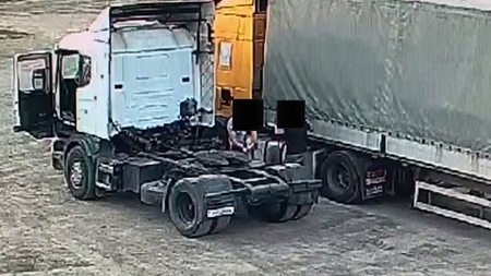 Шофёр-дальнобойщик из Лиды за три поездки украл почти три тонны топлива