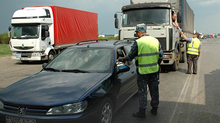 С 1 декабря началась предварительная регистрация грузовых автомобилей на границе с Литвой