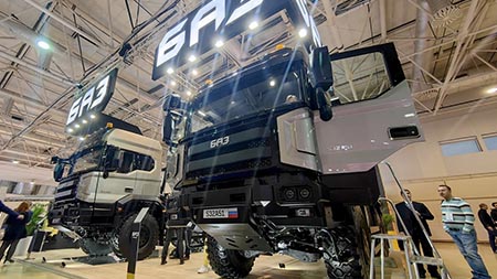 В 2025 году начнется серийное изготовление тягача и самосвала БАЗ