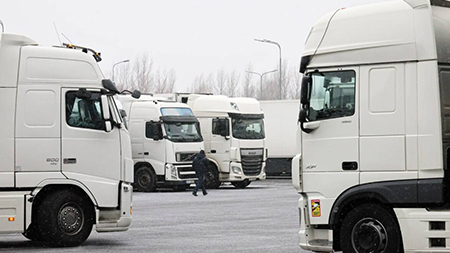 Каковы будут затраты на транспортировку грузового автомобиля с пробегом в Беларусь