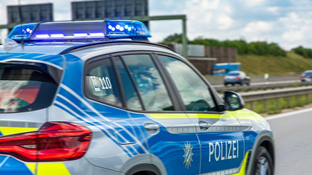 В Германии воры обокрали грузовик на ходу, украв электронные товары на 10 тысяч евро