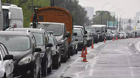 На границе между РБ и ЕС наблюдается увеличение скопления транспорта. Свыше 500 грузовых машин стоят в очереди на въезд
