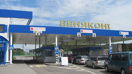 Из-за ремонтных работ в «Беняконях» прогнозируются задержки в пересечении границы с Литвой