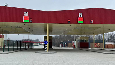 Варшава намеревается перекрыть сообщение через границу с Беларусью