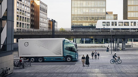 Во втором цикле испытаний Euro NCAP, грузовики Volvo получили высшую оценку в пять звезд за безопасность