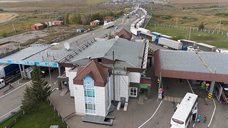 Россия отменила визовые ограничения для водителей грузовиков из Казахстана