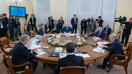 В ЕАЭС ведется работа над внедрением электронной накладной e-CMR для оформления грузоперевозок